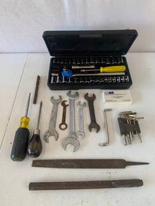 lot 103 image: Socket set