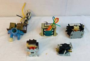 lot 127 image: Fan time delay switch
