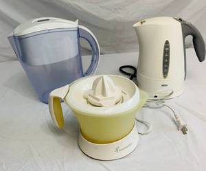 lot 172 image: Vintage Toastmaster Juicer
