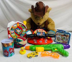 lot 192 image: Childrens Toys