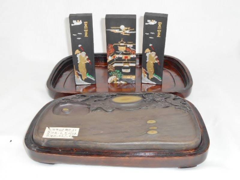 lot 69 image: Carved stone Chinese calligraphy inkwell