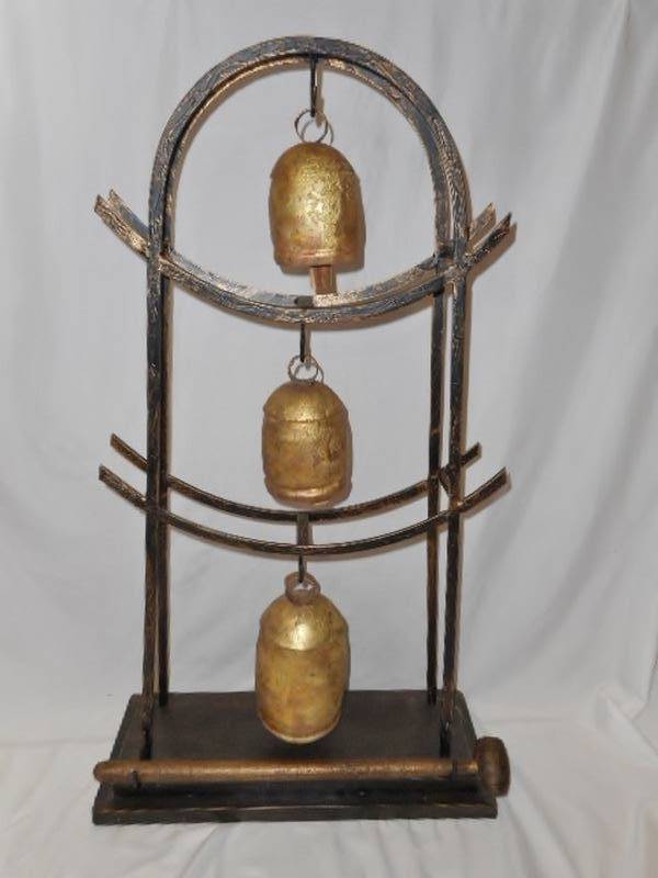 lot 87 image: Japanese style triple bell stand with gong hammer