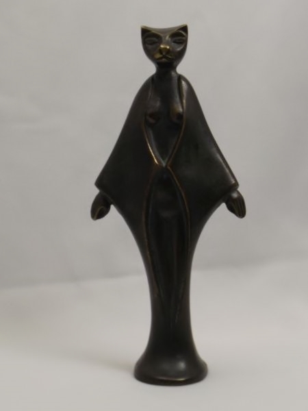 lot 9 image: Femme Chat Bronze sculpture limited Edition 5 of 8