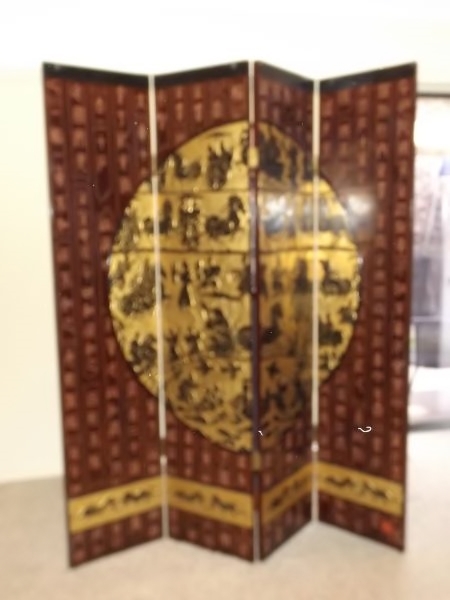 lot 16 image: Yangzhou lacquerware privacy wall Hand made in China double sided