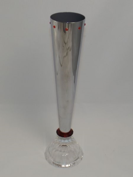lot 12 image: Swarovski signed Borek Sipek crystal vase