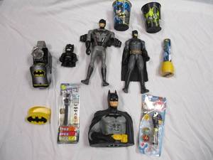 lot 57 image: Lot-BATMAN STUFF.