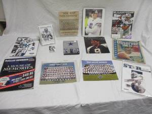 lot 28 image: Dallas Cowboys Collectables Lot