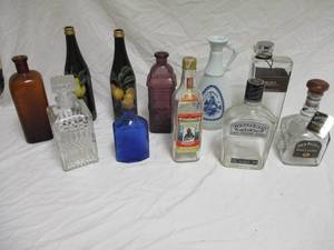 lot 33 image: Collectable Bottles  Lot