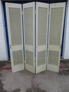 lot 22 image: 4-Panel- Wooden Louvered Door-Room Divider