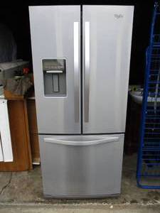 lot 2 image: Refrigerator  Freezer-French Door Top Refrigerator With iWhirlpool n Door IceWater Dispenser, Pull Out Freezer On Bottom. Model WRF560