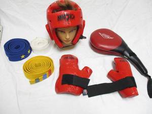 lot 32 image: Lot-Martial Arts Gear, Including protective Head Gear, Gloves, Belts & Sashes, And Hand Held Clapper Vinyl Kicking Target