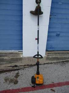 lot 100 image: Poulan Pro-Link, 33cc Gas Powered String Trimmer, Model PP365