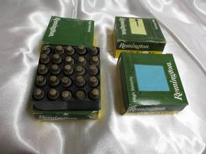 lot 108 image: 4-Boxes of 25-per box, Centerfire 40 S& W Reloaded - Lead Bullet Cartridges.