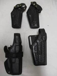 lot 122 image: 4-Safariland Police Duty Holsters