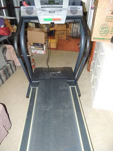 lot 92 image: Nordic track C-1900 New treadmill- folds up for storage