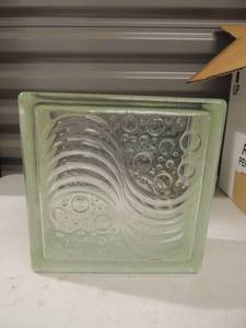 lot 194 image: 6 glass tile Blocks  with bubble dcor