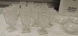lot 198 image: 4 crystal bowls, 18 crystal glasses with square bottoms