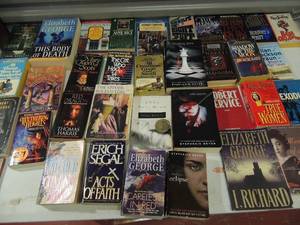 lot 209 image: Large lot of paper back books Janice Woods, Braun Jackson, Dan Jenkins and many more