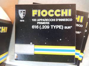 lot 152 image: Fiocchi 100 primers 616 .209 type    qty 4