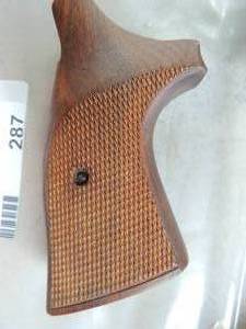 lot 287 image: S&W PISTOL GRIP Wood