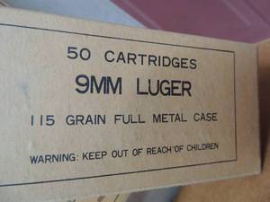 lot 293 image: 9mm luger 1159 full metal 1.5 boxes casings   AND 19 rounds