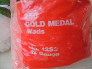 lot 303 image: Federal 250 gold medal wads 1253 12 gauge 3.5 bags