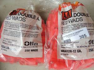 lot 305 image: Winchester AA rep wads 250 plus Waa12R - 12ga.