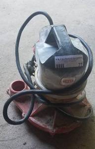 lot 77 image: TEEL PUMP MODEL CA2J600K# AS SHOWN.