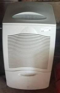 lot 90 image: FRIGIDARE AIR PURIFIER IN STYLECOLORCONDITION SHOWN.