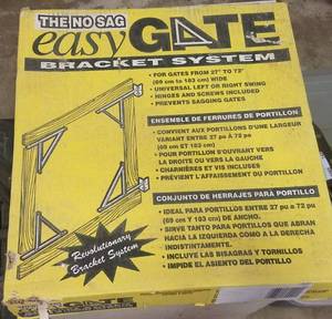 lot 150 image: EASY GATE BRACKET SYSTEMKIT IN BOX AS SHOWN.