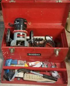 lot 183 image: CRAFTSMAN ROUTER MODEL 315.17551 WITH ASSORTED ACCESSORIESTOOLS AS SHOWN.
