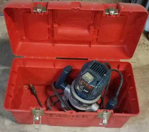 lot 188 image: RYOBI ROUTER MODEL R165 AS SHOWN.