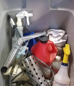 lot 206 image: LOT OF CARPET CLEANING SUPPLIES AND MORE AS SHOWN.