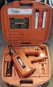 lot 211 image: PASSLODE CORDLESS 30 DEG FRAMING NAILER WITH CASE AS SHOWN.