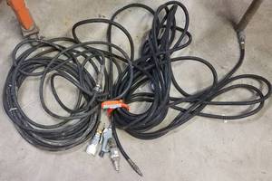 lot 220 image: AIRHOSE AND ACCESSORIES AS SHOWN.