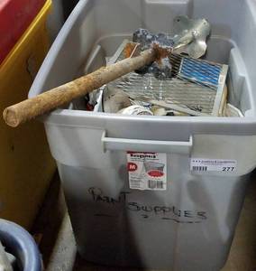 lot 277 image: LOT OF PAINTING SUPPLIES AND MORE AS SHOWN.