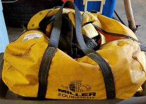 lot 290 image: MILLER EQUIPMENT HARNESS IN A BAG AS SHOWN.