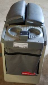 lot 292 image: RUBBERMAID THERMO-ELECTRIC TRAVEL COOLER AND WARMER MODEL VEC245RB AS SHOWN.