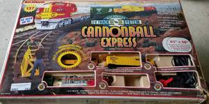 lot 293 image: BACHMANN CANNONBALL EXPRESS TRAIN SET IN ORIGINAL BOX AS SHOWN.