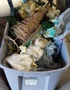 lot 299 image: LOT OF ASSORTED CHRISTMAS DECOR AS SHOWN.