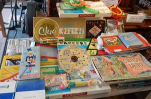 lot 566 image: LARGE LOT OF VINTAGE BOARD GAMES AND TOYS AS SHOWN.