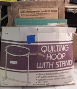 lot 570 image: LOT OF QUILTING ACCESSORIES AS SHOWN.