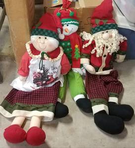 lot 315 image: LOT OF CHRISTMAS DECOR AS SHOWN