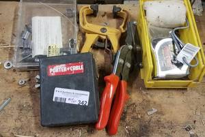 lot 342 image: LOT OF ASSORTED TOOLS AS SHOWN