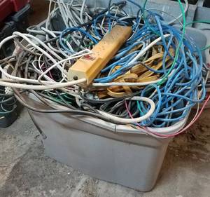 lot 354 image: LOT OF ASSORTED CABLES AND MORE AS SHOWN.