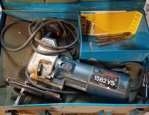 lot 365 image: BOSCH JIGSAW MODEL #1582VS AS SHOWN.