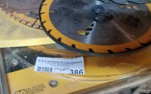 lot 386 image: LOT OF ASSORTED SAW BLADES AS SHOWN.