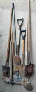 lot 457 image: LOT OF 8 TOOLS INCLUDING SHOVELS AND MORE AS SHOWN. YOU ARE BIDDING BY THE PIECE