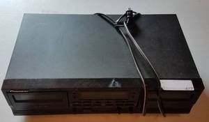 lot 477 image: PIONEER DOUBLE CASSETTE DECK AS SHOWN.