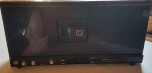 lot 482 image: VINTAGE KODAK MOVIE PROJECTOR MODEL EKTASOUND 245 AS SHOWN.